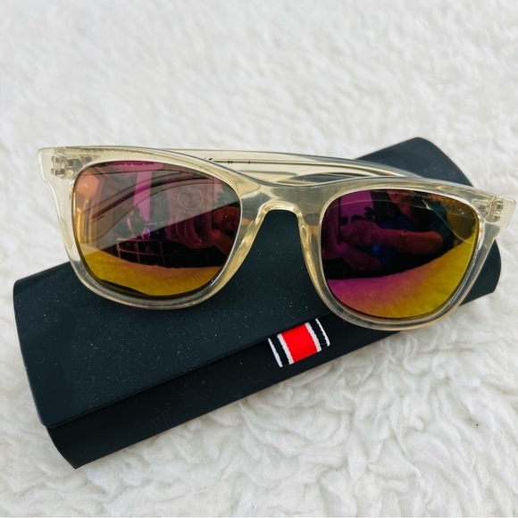Carrera 6000 CRA VQ Clear Yellow Unisex Sunglasses w/ case main image 9
